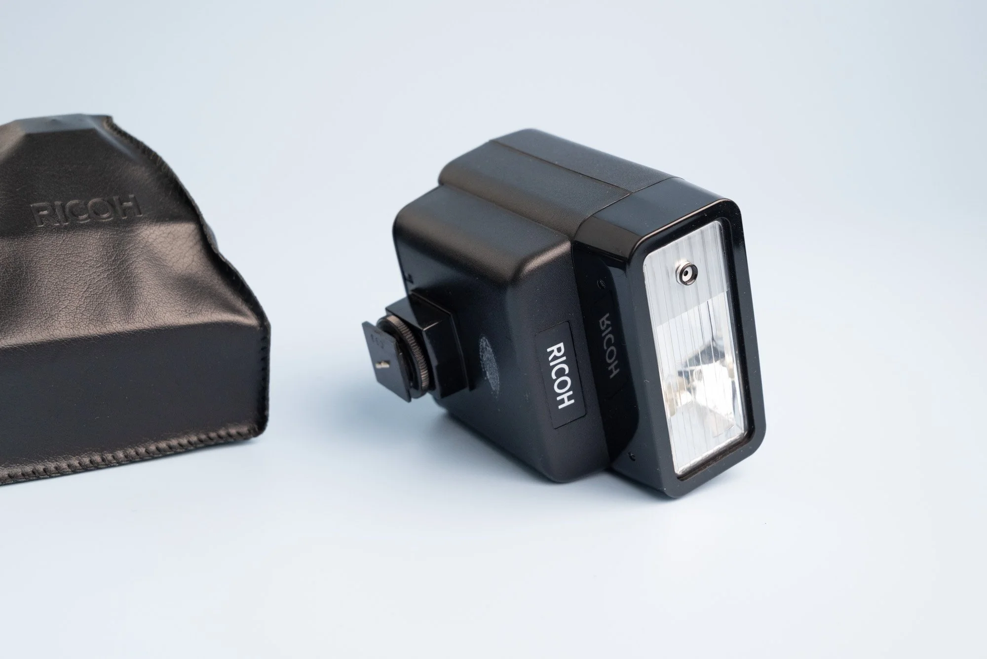 その他 RICOH XR SPEEDLITE 240 Ricoh XR Speed Lite 240 - For SLR and DSLR Cameras — F Stop Cameras